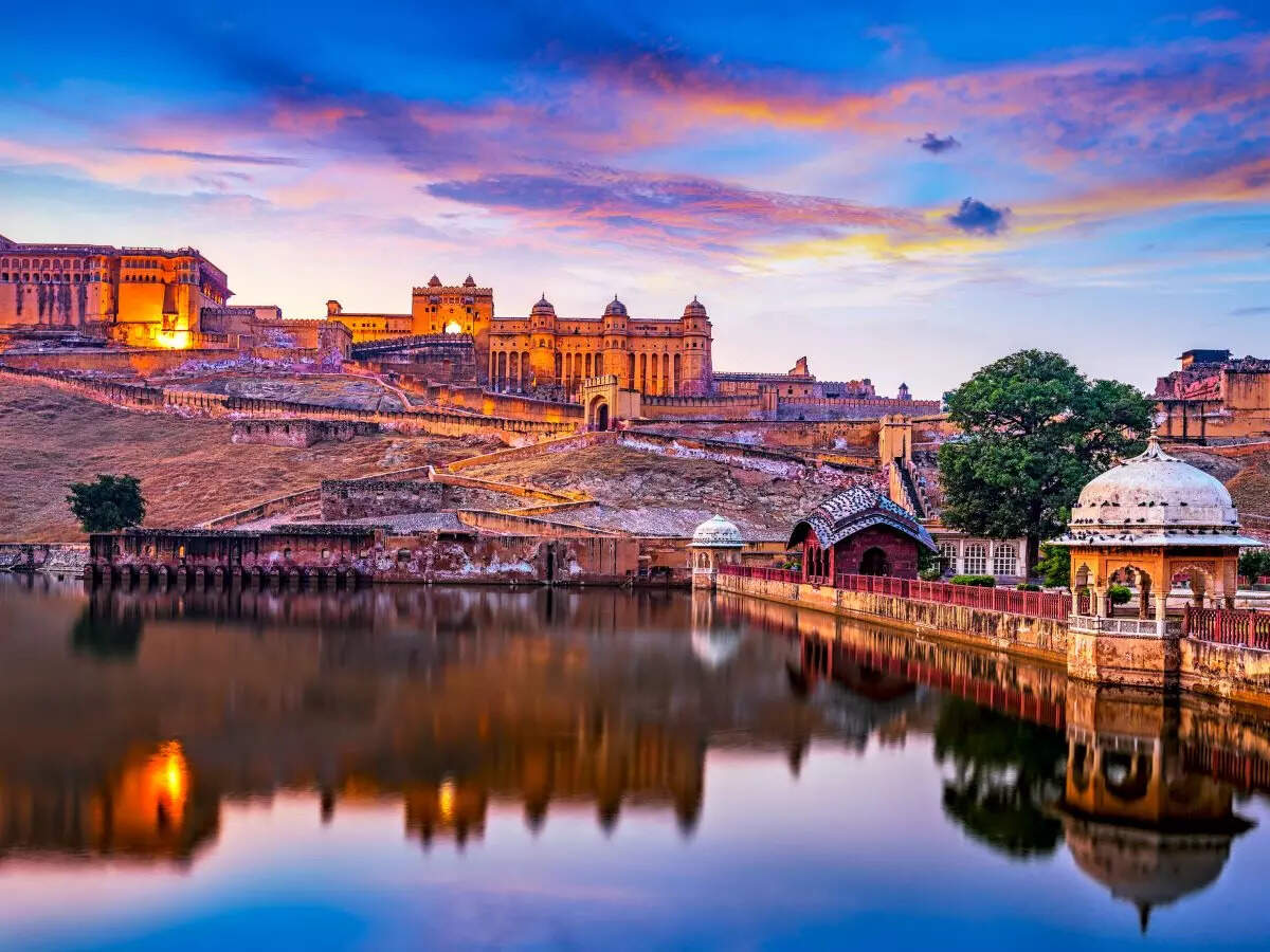 Amber Fort above Maota Lake at dusk, Jaipur